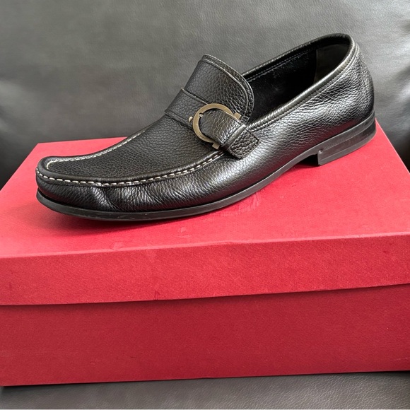 Salvatore Ferragamo Black Leather Loafers with Horse-Bit Detail